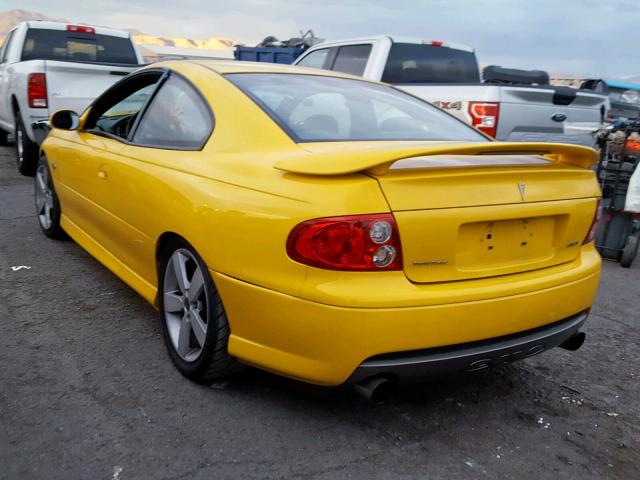 6G2VX12U25L464878 - 2005 PONTIAC GTO YELLOW photo 3