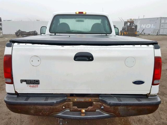 1FTSF30L44EC39577 - 2004 FORD F350 SRW S WHITE photo 6