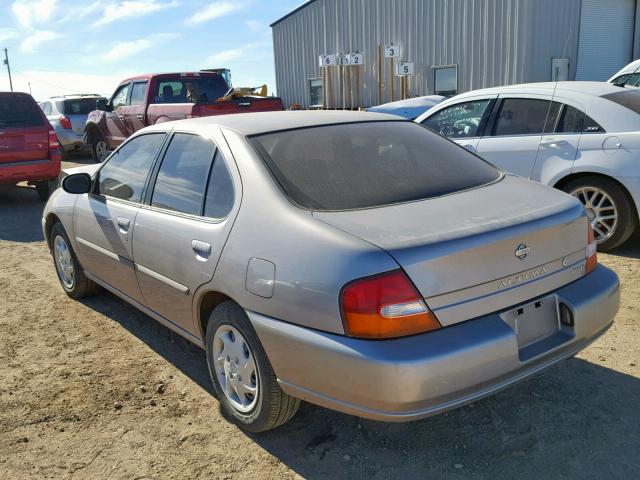 1N4DL01D3XC152993 - 1999 NISSAN ALTIMA XE SILVER photo 3