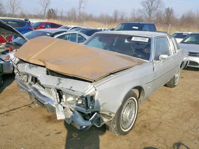 1G3BY37Y8F9102777 - 1985 OLDSMOBILE DELTA 88 R SILVER photo 2