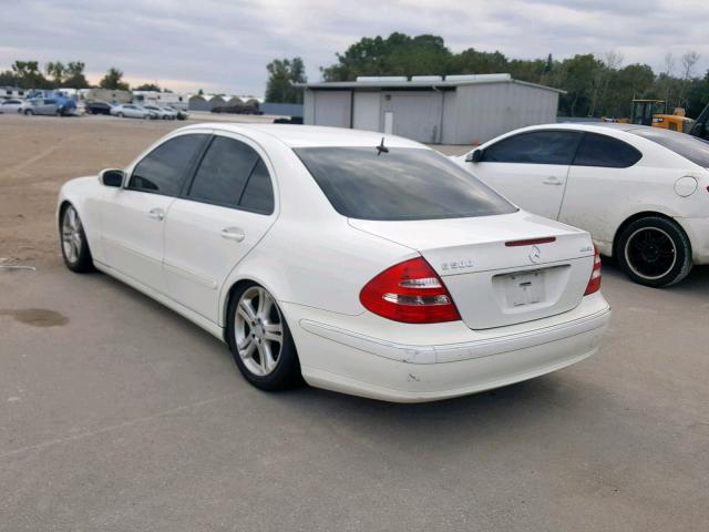 WDBUF83J14X119805 - 2004 MERCEDES-BENZ E 500 4MAT WHITE photo 3