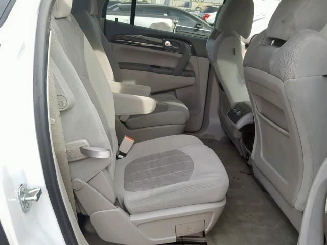 5GAKRAKD9HJ212505 - 2017 BUICK ENCLAVE WHITE photo 6