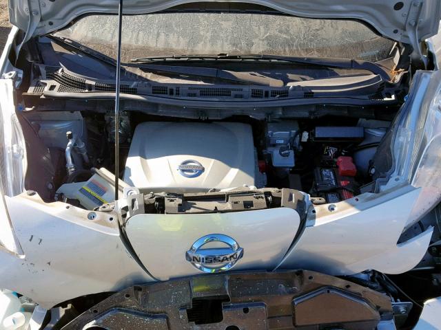 1N4AZ0CP7FC304376 - 2015 NISSAN LEAF S SILVER photo 7