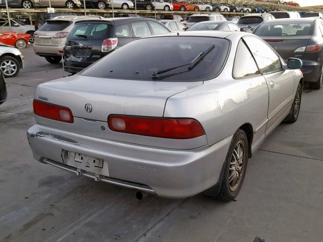 JH4DC4455YS002251 - 2000 ACURA INTEGRA LS SILVER photo 4