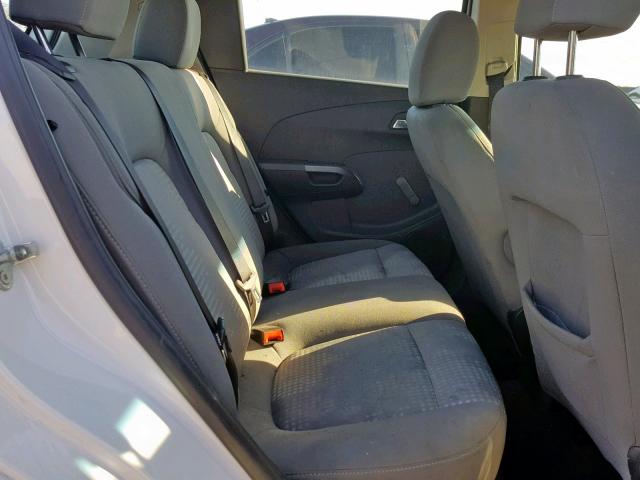 1G1JA6SH4C4164056 - 2012 CHEVROLET SONIC LS WHITE photo 6