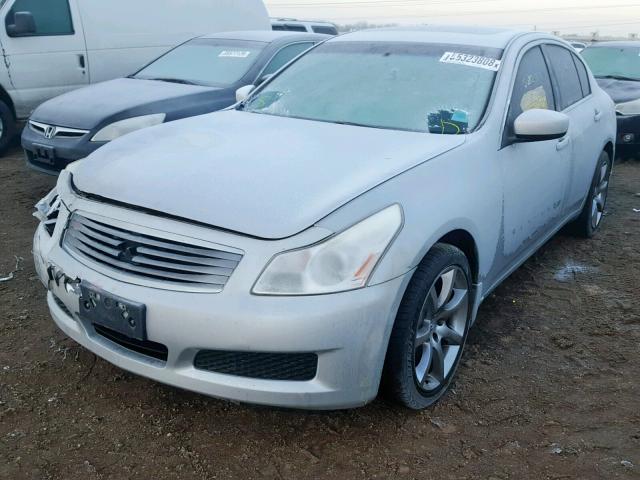 JNKCV61F89M354678 - 2009 INFINITI G37 SILVER photo 2