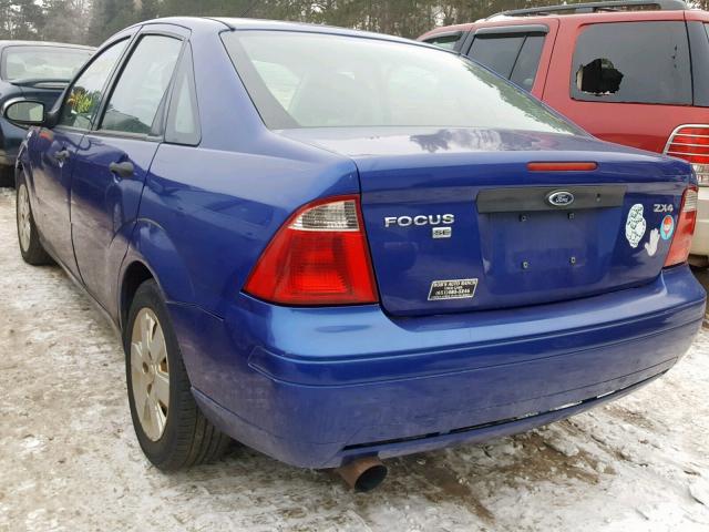 1FAHP34NX6W142664 - 2006 FORD FOCUS ZX4 BLUE photo 3