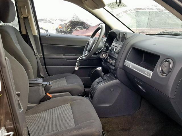 1C4NJCBBXFD420191 - 2015 JEEP COMPASS SP Boz foto 5