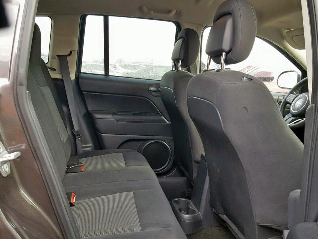 1C4NJCBBXFD420191 - 2015 JEEP COMPASS SP Boz foto 6