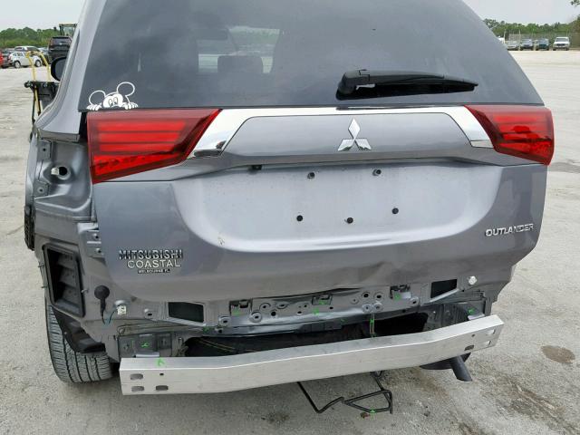 JA4AD2A37HZ051400 - 2017 MITSUBISHI OUTLANDER GRAY photo 9