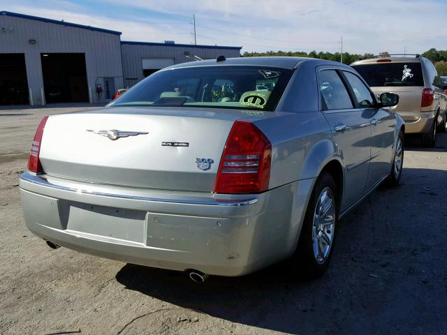 2C3LA63HX6H101229 - 2006 CHRYSLER 300C SILVER photo 4