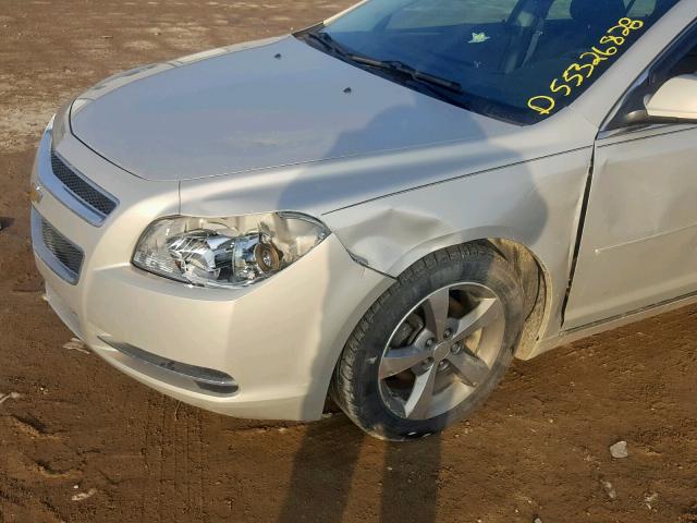 1G1ZC5E01CF186257 - 2012 CHEVROLET MALIBU 1LT 银色 照片 9