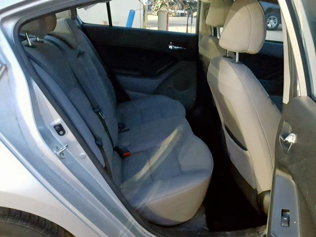 KNAFX4A61E5236244 - 2014 KIA FORTE LX SILVER photo 6