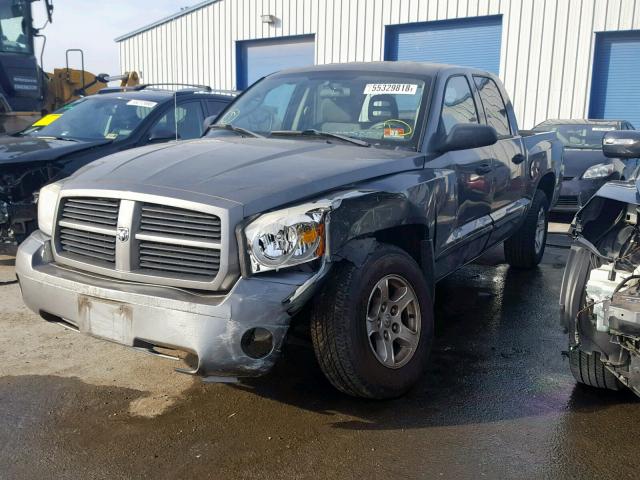 1D7HW48N96S690696 - 2006 DODGE DAKOTA QUA GRAY photo 2