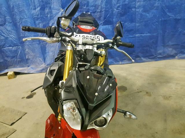 WB10D6209JZ762337 - 2018 BMW S 1000 R RED photo 9