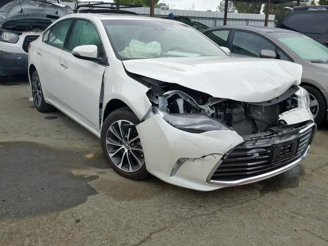 4T1BK1EB0JU277272 - 2018 TOYOTA AVALON XLE WHITE photo 1