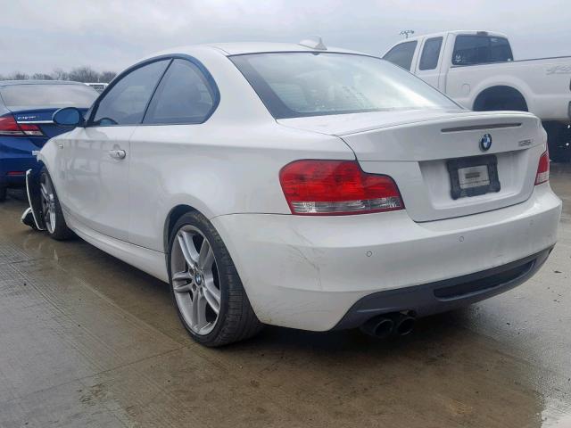 WBAUC735X8VF24716 - 2008 BMW 135 I WHITE photo 3