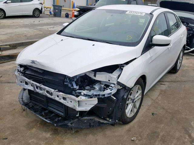 1FADP3F2XJL220324 - 2018 FORD FOCUS SE WHITE photo 2