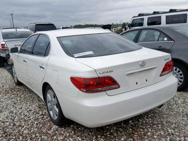 JTHBA30GX55137847 - 2005 LEXUS ES 330 WHITE photo 3