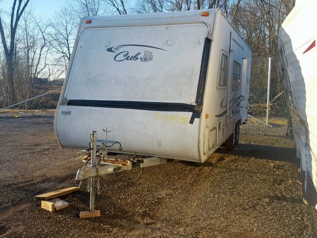 4PXT4232314018977 - 2001 OTHER TRAILER WHITE photo 2