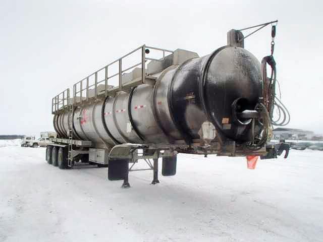 1PMS34734E1041705 - 2014 ALLOY TRAILER POLAR SILVER photo 1