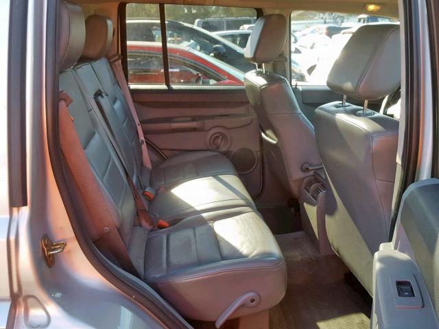 1J8HG48K26C317757 - 2006 JEEP COMMANDER SILVER photo 6