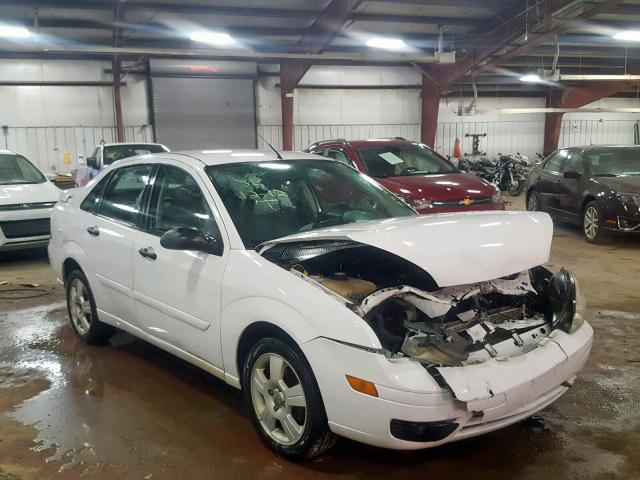 1FAFP34N26W144285 - 2006 FORD FOCUS ZX4 WHITE photo 1