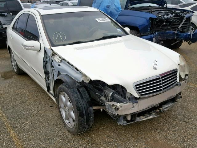 WDBRF61J84E015319 - 2004 MERCEDES-BENZ C 240 WHITE photo 1