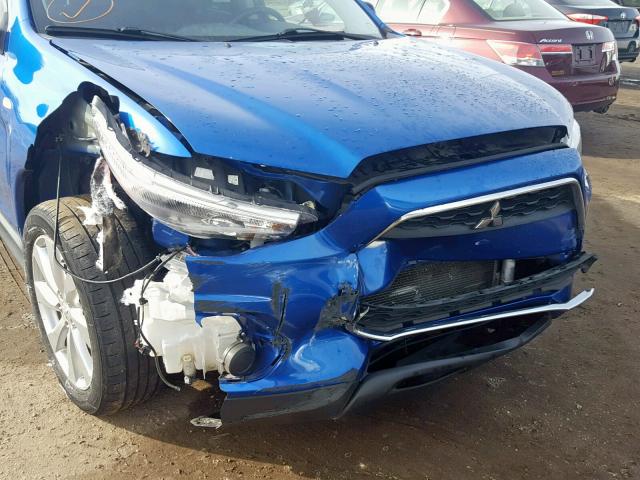 4A4AR3AU6FE030475 - 2015 MITSUBISHI OUTLANDER BLUE photo 9