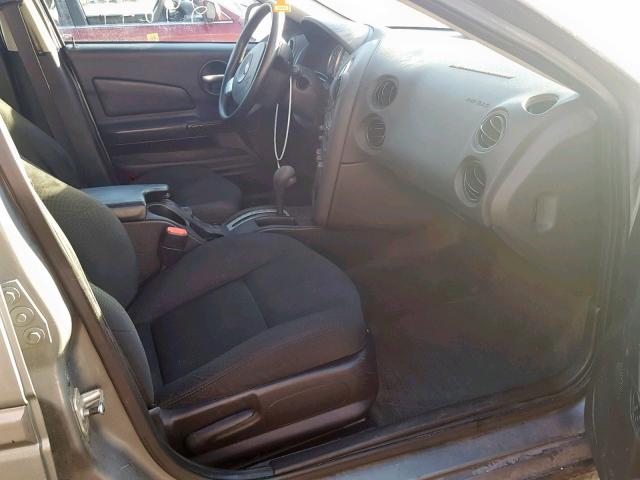 2G2WP552281182933 - 2008 PONTIAC GRAND PRIX GRAY photo 5
