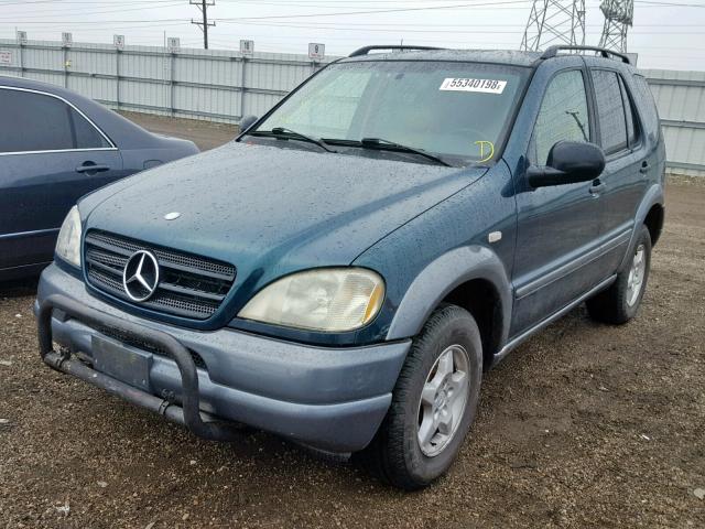 4JGAB54E3WA003510 - 1998 MERCEDES-BENZ ML 320 GREEN photo 2