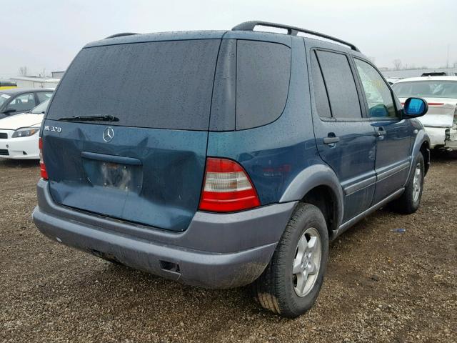 4JGAB54E3WA003510 - 1998 MERCEDES-BENZ ML 320 GREEN photo 4