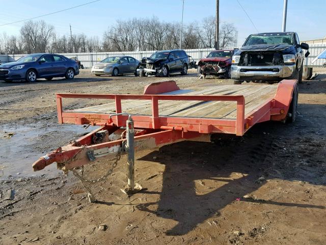 4A0BA182481000696 - 2000 CHEVROLET TRAILER RED photo 2