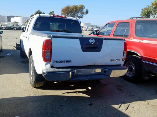 1N6AD09W68C416691 - 2008 NISSAN FRONTIER C WHITE photo 3