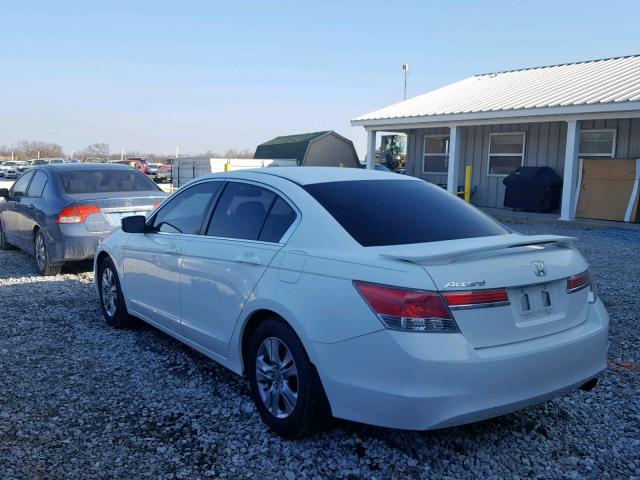 1HGCP2F46CA108007 - 2012 HONDA ACCORD LXP WHITE photo 3