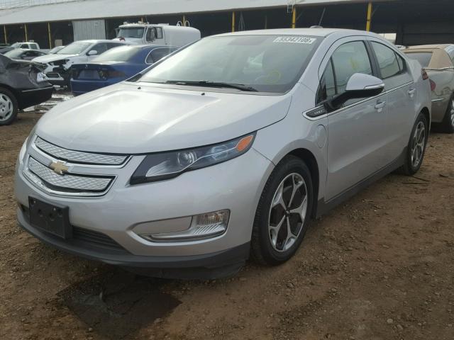 1G1RB6E43FU107988 - 2015 CHEVROLET VOLT SILVER photo 2