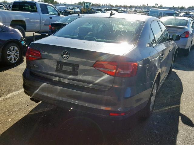 3VW2K7AJ9FM280118 - 2015 VOLKSWAGEN JETTA BASE Մոխրագույն լուսանկար 4