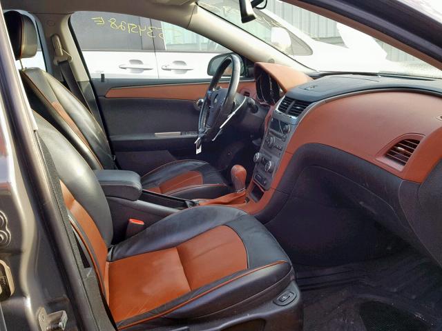 1G1ZK577584308361 - 2008 CHEVROLET MALIBU LTZ ნაცრისფერი ფოტო 5