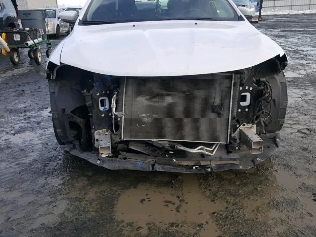 1C3CCCAG3GN111466 - 2016 CHRYSLER 200 LIMITE WHITE photo 9