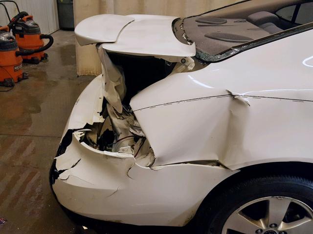 2G2WP522351151691 - 2005 PONTIAC GRAND PRIX WHITE photo 9
