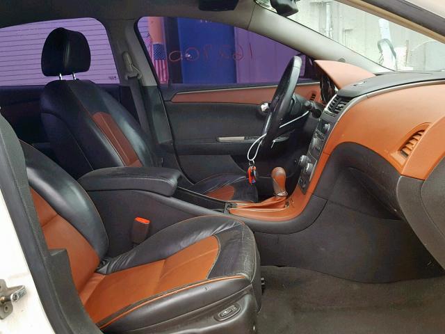 1G1ZK57B88F276188 - 2008 CHEVROLET MALIBU LTZ თეთრი ფოტო 5