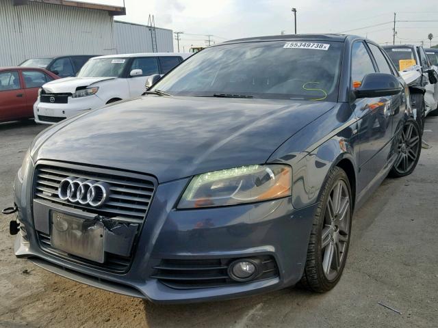 WAUKF78P89A052773 - 2009 AUDI A3 2.0T QU GRAY photo 2