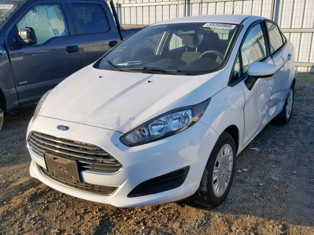 3FADP4AJ3GM167669 - 2016 FORD FIESTA S WHITE photo 2