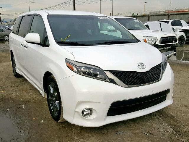 5TDXZ3DC0HS777782 - 2017 TOYOTA SIENNA SE WHITE photo 1