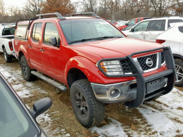 1N6AD07W25C411776 - 2005 NISSAN FRONTIER C RED photo 1