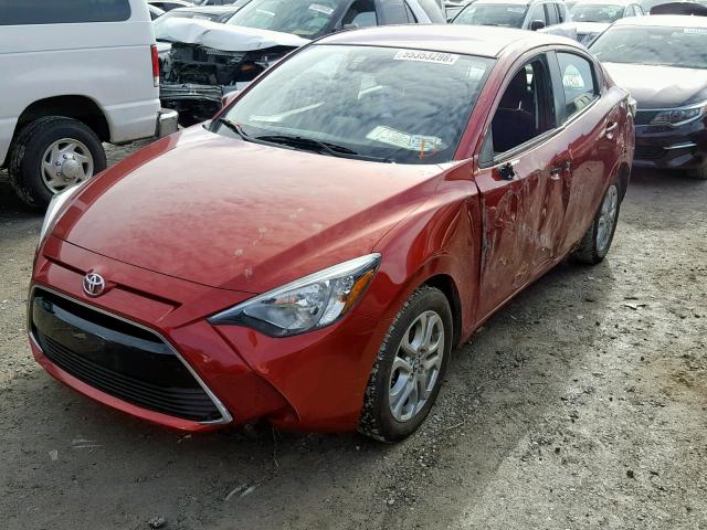 3MYDLBYV0JY322229 - 2018 TOYOTA YARIS IA RED photo 2