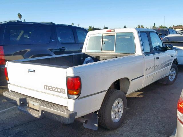 4F4CR16X1VTM32932 - 1997 MAZDA B4000 CAB WHITE photo 4