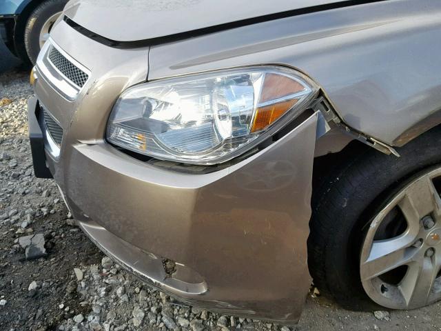 1G1ZB5E01CF209667 - 2012 CHEVROLET MALIBU LS ნაცრისფერი ფოტო 9