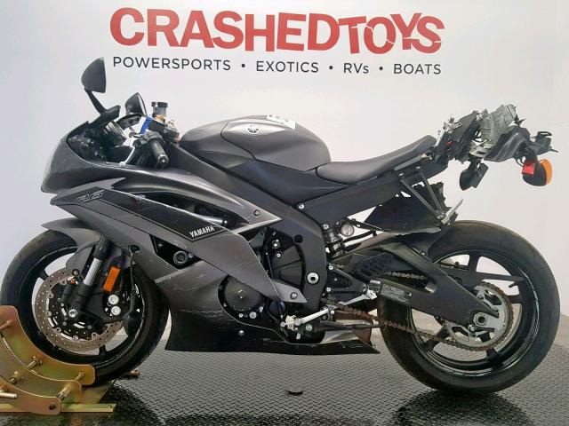 JYARJ16Y2GA011511 - 2016 YAMAHA YZFR6 C GRAY photo 3