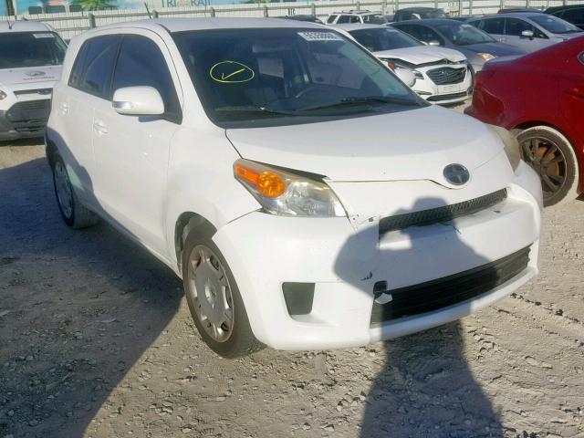 JTKKU4B46A1002683 - 2010 TOYOTA SCION XD WHITE photo 1